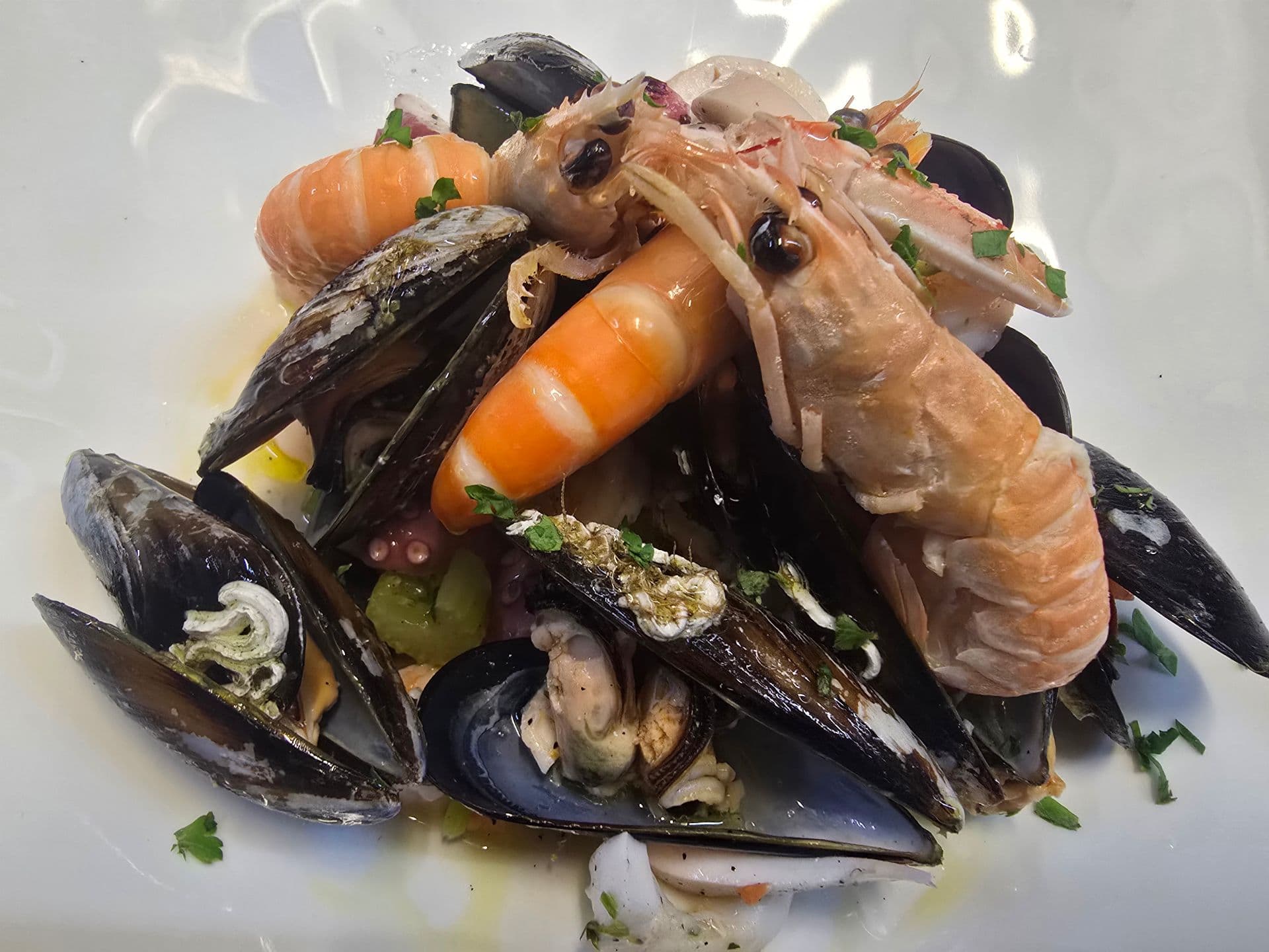 INSALATA DI MARE IMPERIALE (2,4,8,14)